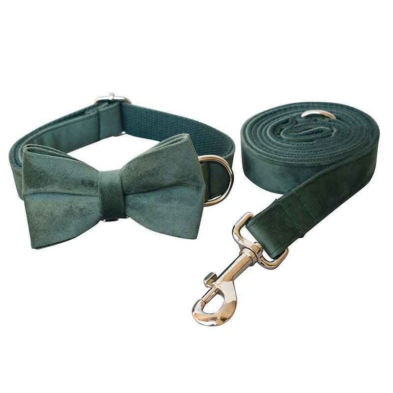 Luxurious Emerald Velvet Dog Collar And Leash Set-0