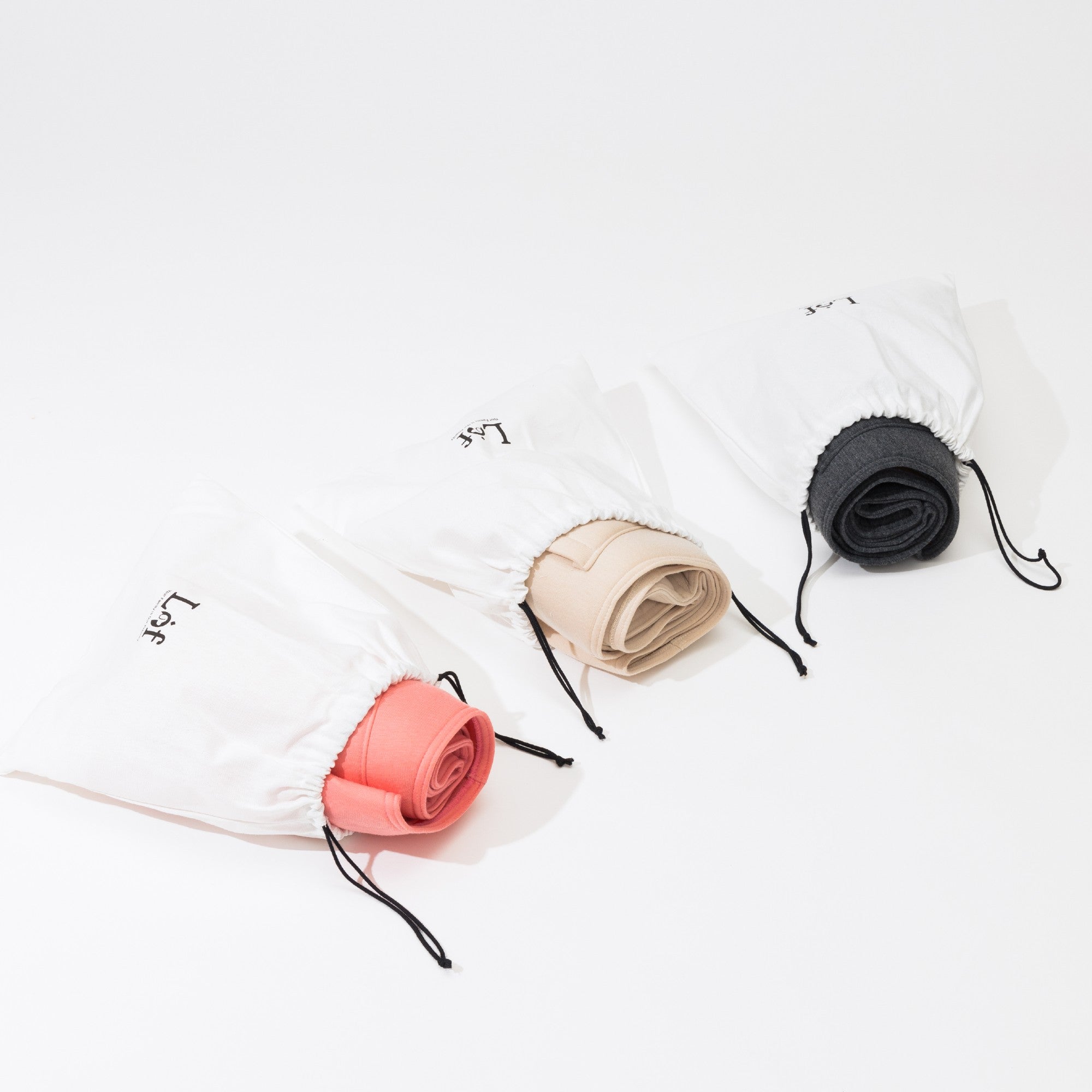 Secure & Stylish Travel Pet Sling