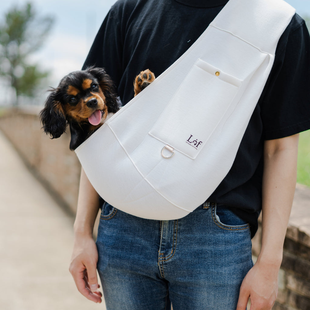 Secure & Stylish Travel Pet Sling
